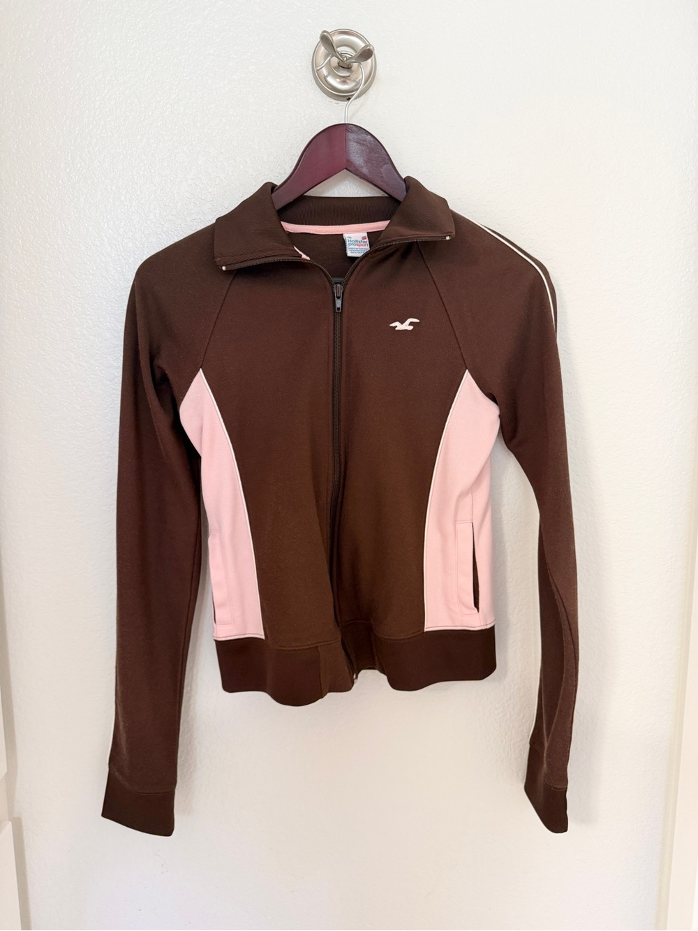 Hollister Women's Brown and Pink Zip-Up